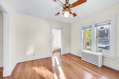 252 King St, Springfield, MA 01109 - photo 4