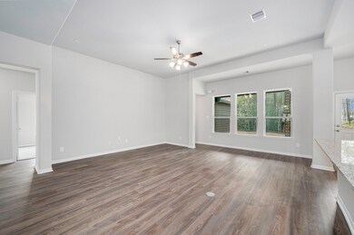 9602 Moss Rose Ln, Willis, TX 77378 - photo 5