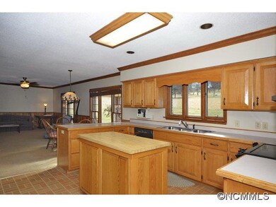 Spacious Kitchen