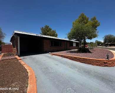 8175 E 20th St, Tucson, AZ 85710 - photo 5