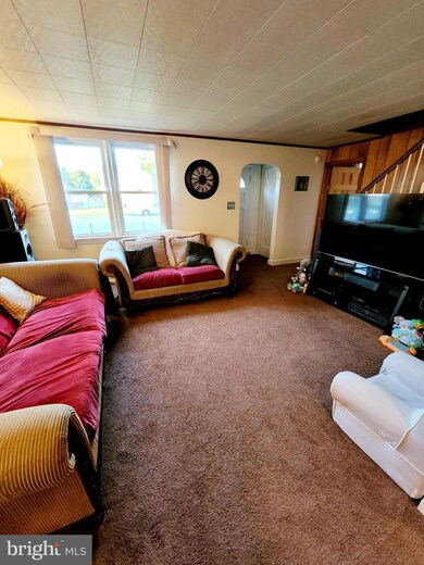 34 Maplewood Ave, Penns Grove, NJ 08069 - photo 4