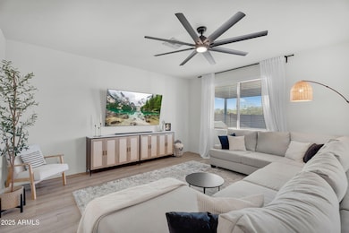 9-web-or-mls-Daylight-5