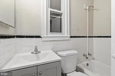 2726 Beryl Ave, Baltimore, MD 21205 - photo 4