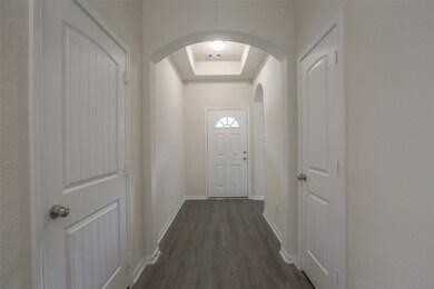 10719 Nyla Spring St, Houston, TX 77016 - photo 2