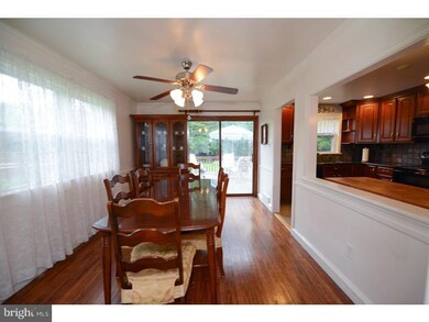 225 Canterbury Dr, Wallingford, PA 19086 - photo 4