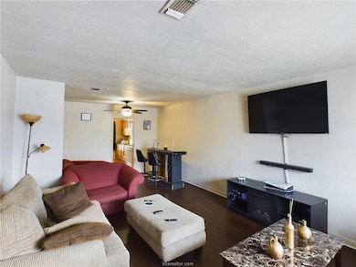 1316 Antone St unit B, Bryan, TX 77803 - photo 2