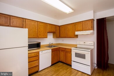 7020 Palamar Terrace, Lanham, MD 20706 - photo 5