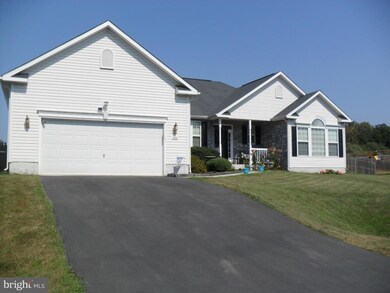 600 Bentley Dr, Inwood, WV 25428 - photo 4
