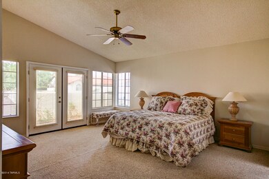 6 MasterBedroom1-27