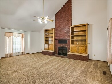 1100 N Avery Dr, Moore, OK 73160 - photo 5