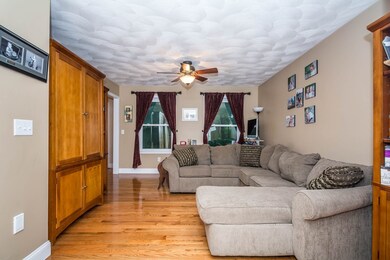 15 Eayers Pond Rd, Hudson, NH 03051 - photo 5