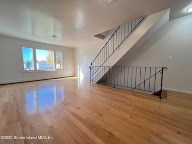 507 Buel Ave, Staten Island, NY 10305 - photo 2