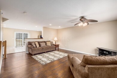 6471 Crab Apple Dr unit 46471, Canal Winchester, OH 43110 - photo 5