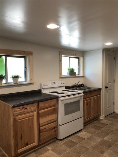 182 Sam Smith Cir unit 1, Crawfordville, FL 32327 - photo 3