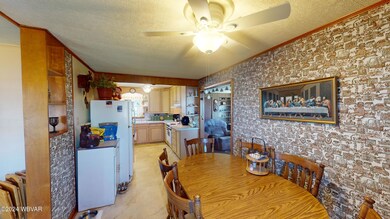 Eat in Kitchen