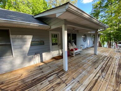 723 Shorewood Cir, Toccoa, GA 30577 - photo 5