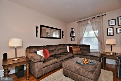 329 W 7th St, Lansdale, PA 19446 - photo 6