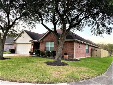 5003 Big Spring Dr, Pearland, TX 77584 - photo 2