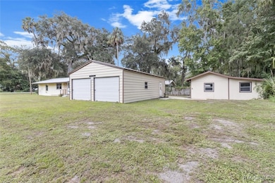 241 Hudson St, Inglis, FL 34449 - photo 2