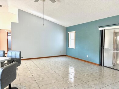 1406 Coronet Dr unit 7, Deltona, FL 32725 - photo 3