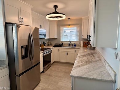 612 Carlton Dr, Hampton, VA 23666 - photo 2