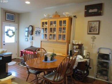 815 NW 1st Ave, Canby, OR 97013 - photo 7