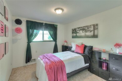 1085 W Laurel Rd, Ferndale, WA 98248 - photo 6