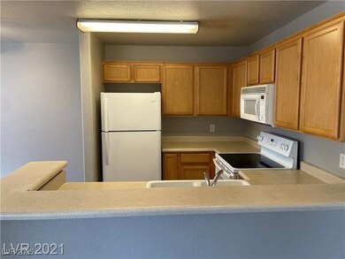 2964 Juniper Hills Blvd unit 203, Las Vegas, NV 89142 - photo 7