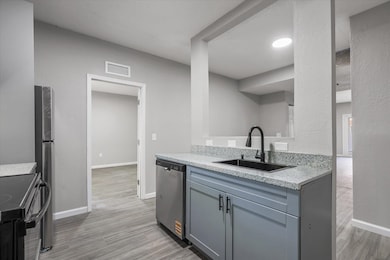 401 Putnam Dr unit 1434, Tallahassee, FL 32301 - photo 2