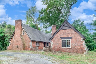 715 Brittany Ln, New Albany, IN 47150 - photo 2