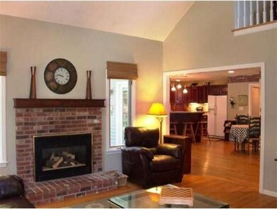 30 Carriage House Ln, Mansfield, MA 02048 - photo 5