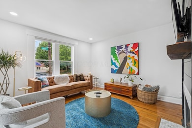 606 Rader Aly, Columbus, OH 43206 - photo 5