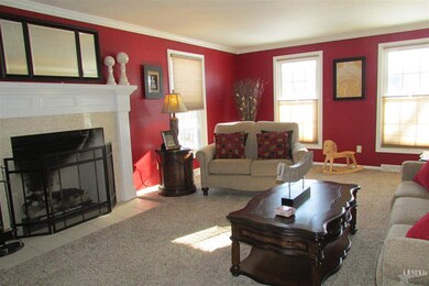 This room also offers new Top Down/Bottom Up Windo