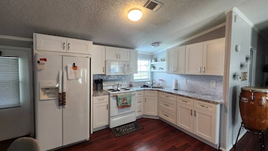 1551 King Arthurs Ct, Lakeland, FL 33810 - photo 7