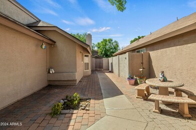 5258 W Boston Way S, Chandler, AZ 85226 - photo 3