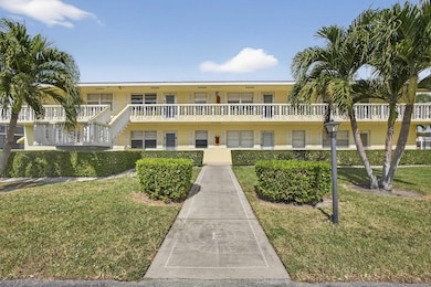 100 Sheffield E unit 1000, West Palm Beach, FL 33417 - photo 2