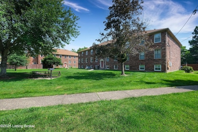 03-1008 Lake Way