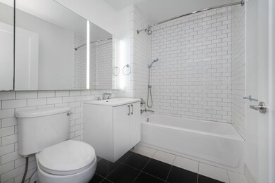 70 Pine St unit 702, New York, NY 10005 - photo 4