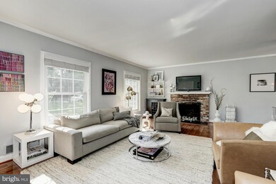 2330 Barbour Rd, Falls Church, VA 22043 - photo 3