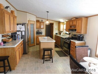 796 Lakeridge Dr, Lima, OH 45804 - photo 3