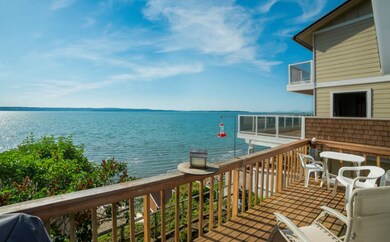 18612 Soundview Dr NW, Stanwood, WA 98292 - photo 4