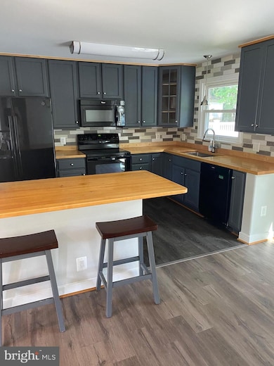 325 Cedar Ln, Annapolis, MD 21403 - photo 5