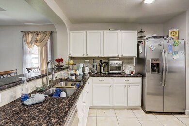 10210 Chickfield Ct, Houston, TX 77075 - photo 6