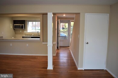 6146 Chinquapin Pkwy, Baltimore, MD 21239 - photo 2