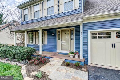 2992 Emerald Chase Dr, Herndon, VA 20171 - photo 2