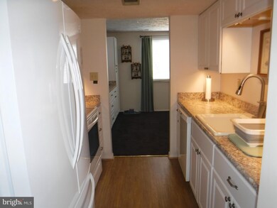 7192 Glenmeadow Ct, Frederick, MD 21703 - photo 6