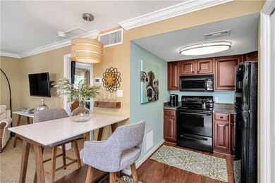 780 10th Ave S unit 24, Naples, FL 34102 - photo 5