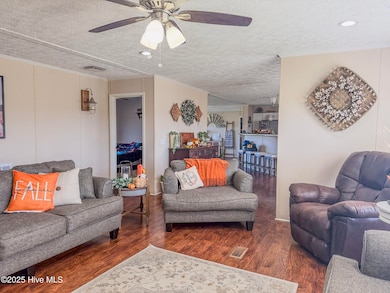 145 Pinto Dr, Lumberton, NC 28360 - photo 6