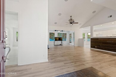 12 Court 1 Northwest Dr 9