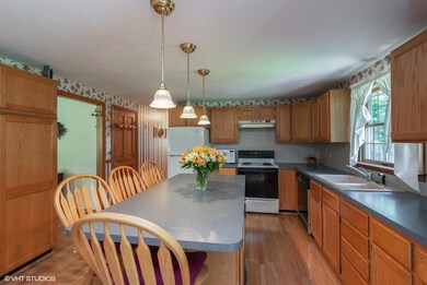 03_29FoxRunCir_177001_Kitchen_MLSuse_150
